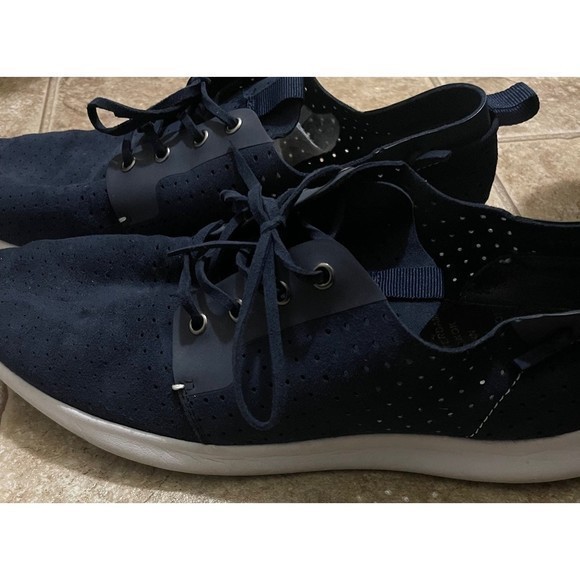 Steve Madden Blue Chyll Perforated Suede Low Lace Up Sz 12 - Picture 3 of 8